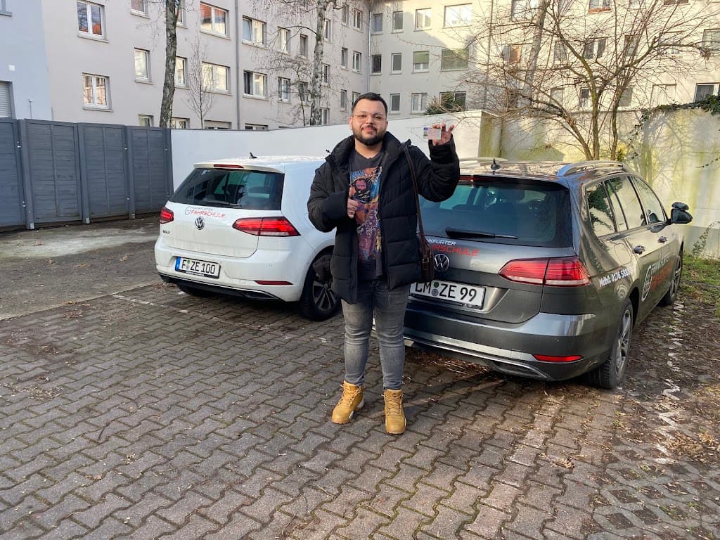 Frankfurter Fahrschule (Iranische Fahrschule)(آموزشگاه رانندگی)Persische Fahrschule Fahrschule in Frankfurt