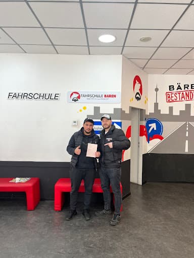 Fahrschule Hotspot GmbH - Fahrschule in Berlin Neukölln — Kundenfoto
