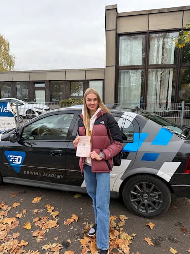 Fahrschule Driving Academy Krefeld — Kundenfoto