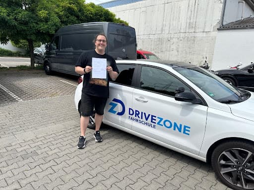 Fahrschule DriveZone — Kundenfoto