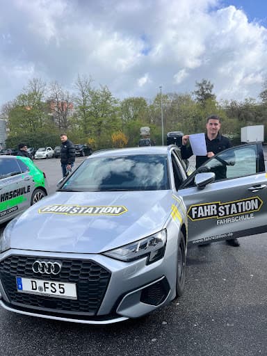 Fahrstation Fahrschule Düsseldorf — Kundenfoto