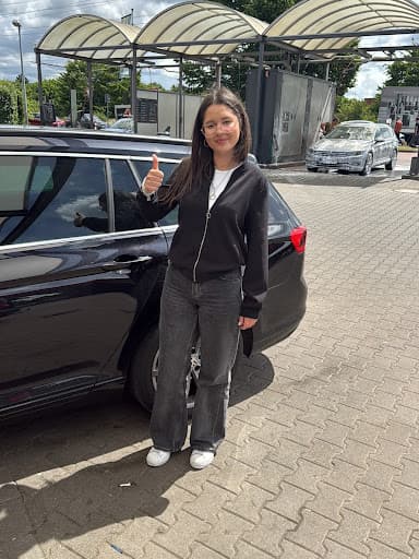 D-Drive Fahrschule aller Klassen in Köln — Kundenfoto