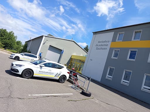 Verkehrsinstitut Chemnitz Gesellschaft für Bildung im Straßenverkehr mbH — Kundenfoto