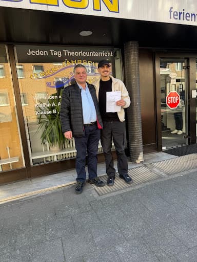 Ferien-Fahrschule Tüzün — Kundenfoto