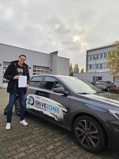 Fahrschule DriveZone — Kundenfoto