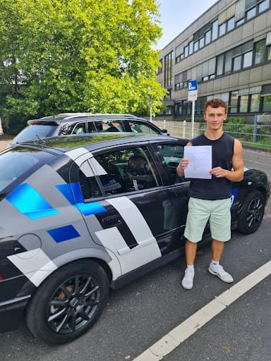 Fahrschule Driving Academy Krefeld — Kundenfoto