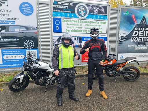Fahrschule Driving Academy Krefeld — Kundenfoto