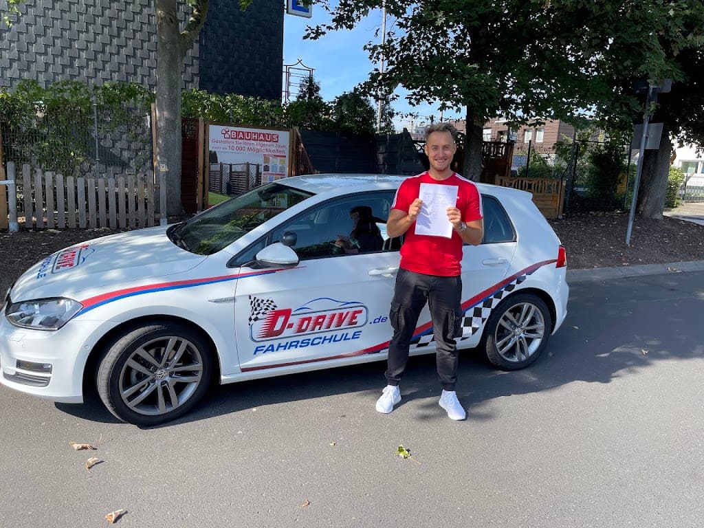 D-Drive Fahrschule aller Klassen in Köln