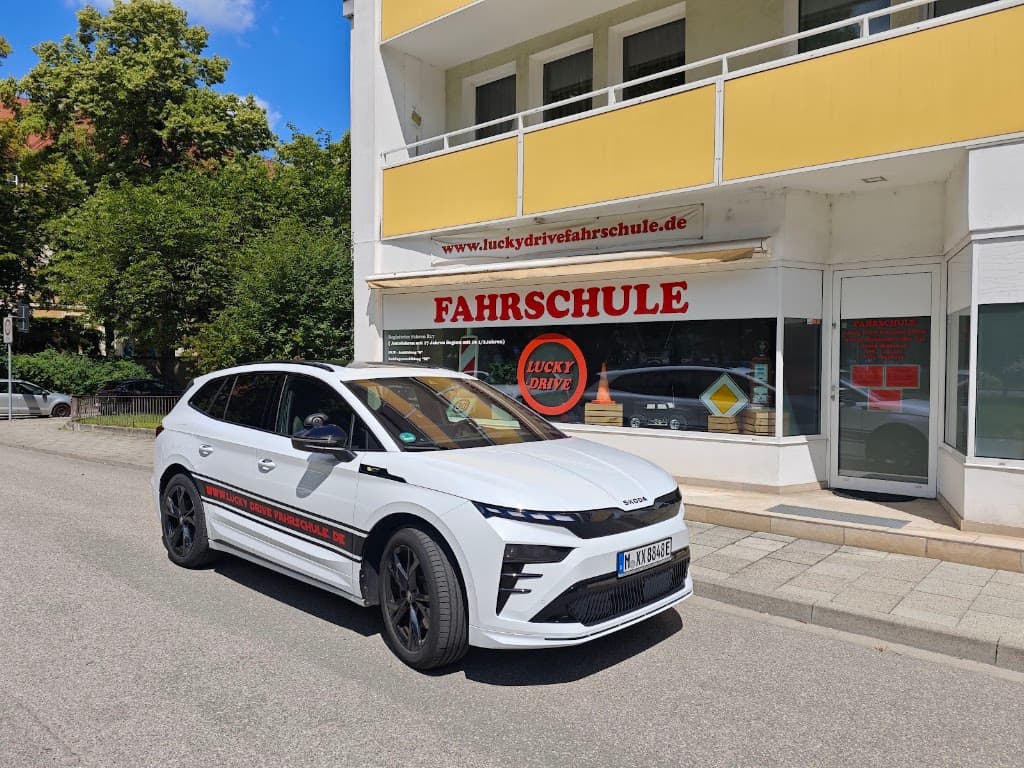 Fahrschule Lucky Drive München GmbH